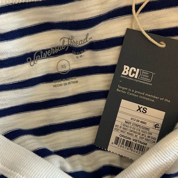 NEW Universal Thread Target Casual V-neck T-shirt Dress - Picture 6 of 7